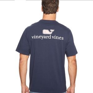 Vineyard Vines T-Shirt (Amazing Condition)
